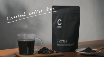 CMソング | チャコールコーヒー「C COFFEE」のCMで流れる曲は？ Niki、SKY-HI出演 2023年5月公開